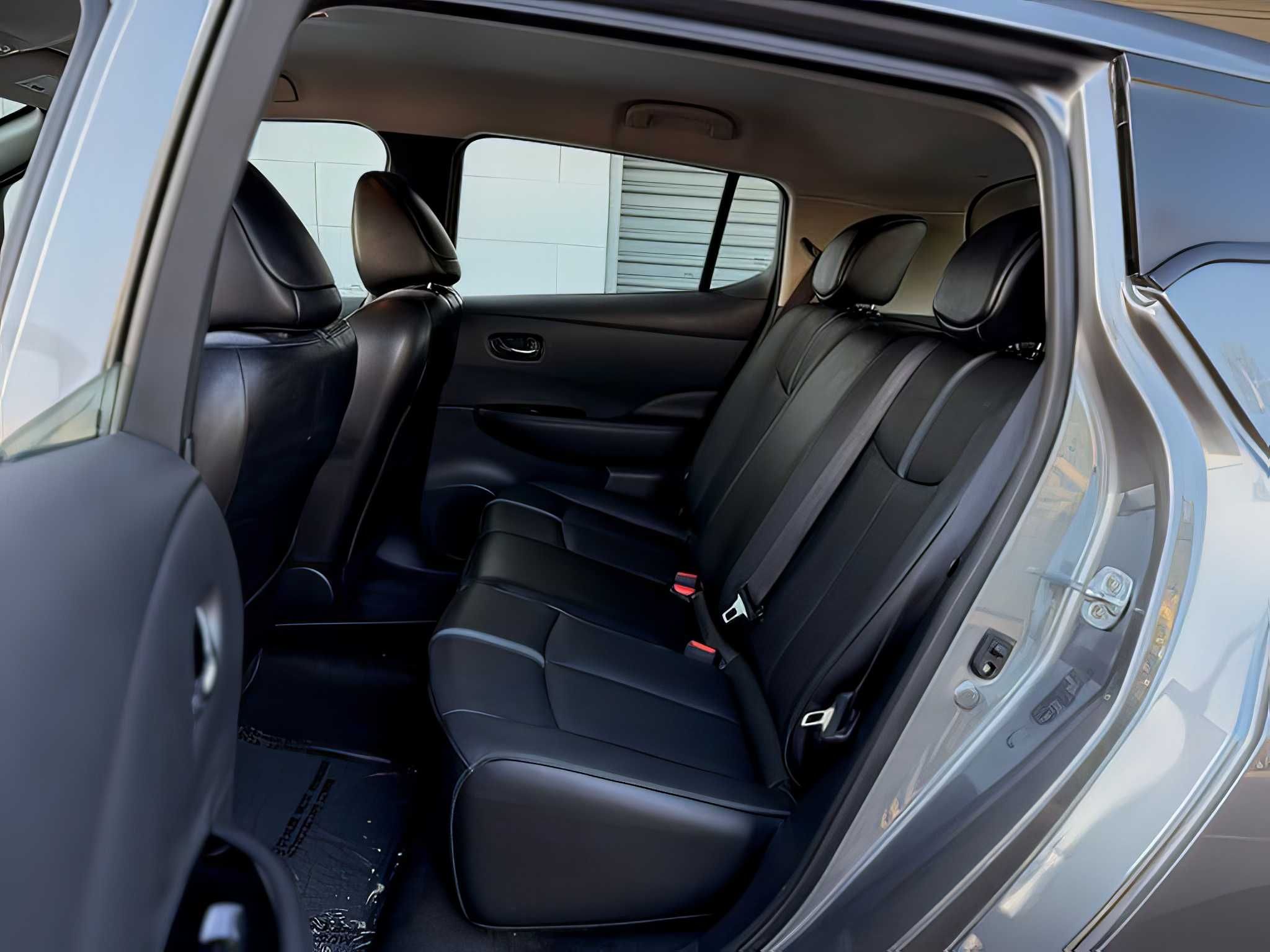 2018 Nissan LEAF