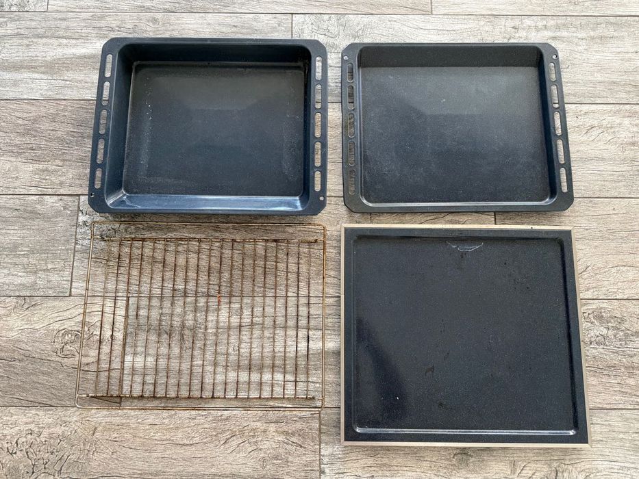 Piekarnik Samsung - blaszki, kratka, płyta Dual Cook