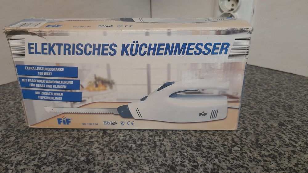 Электрический  кухонный нож