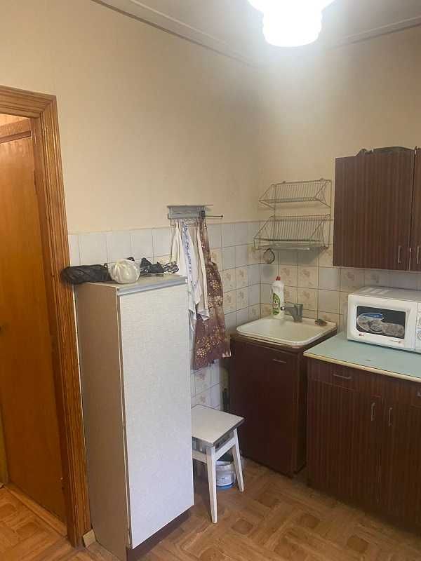 2к 56м. Т-4 серія початок Троєщини Бальзака 18 поруч парк та Флоренція