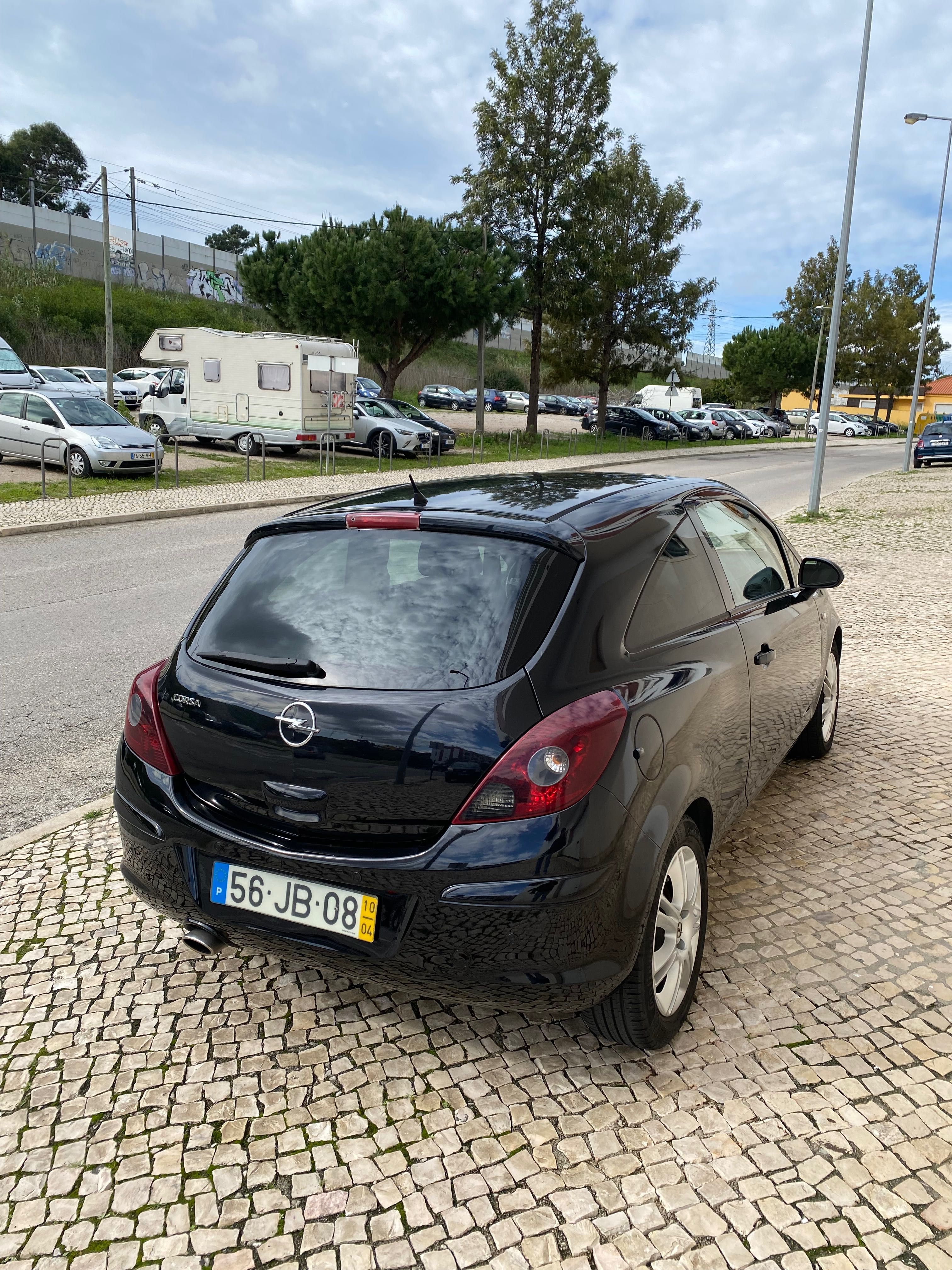 Opel Corsa D 1.2 Black Edition