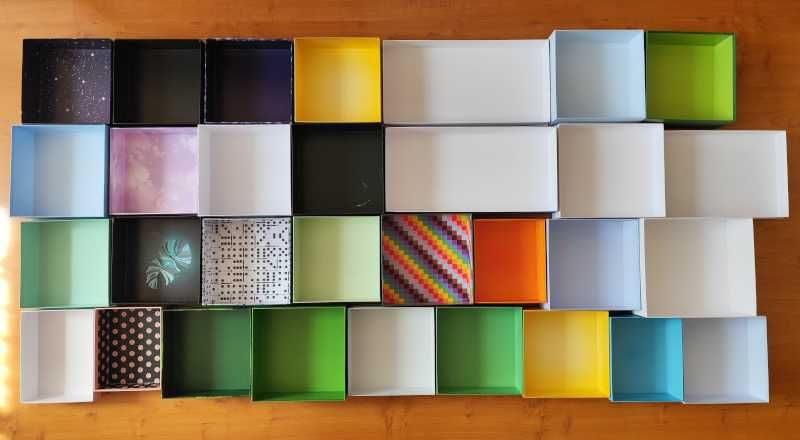 Pudełko ozdobne na prezent dekoracyjne z pokrywką box Kwiaty karton