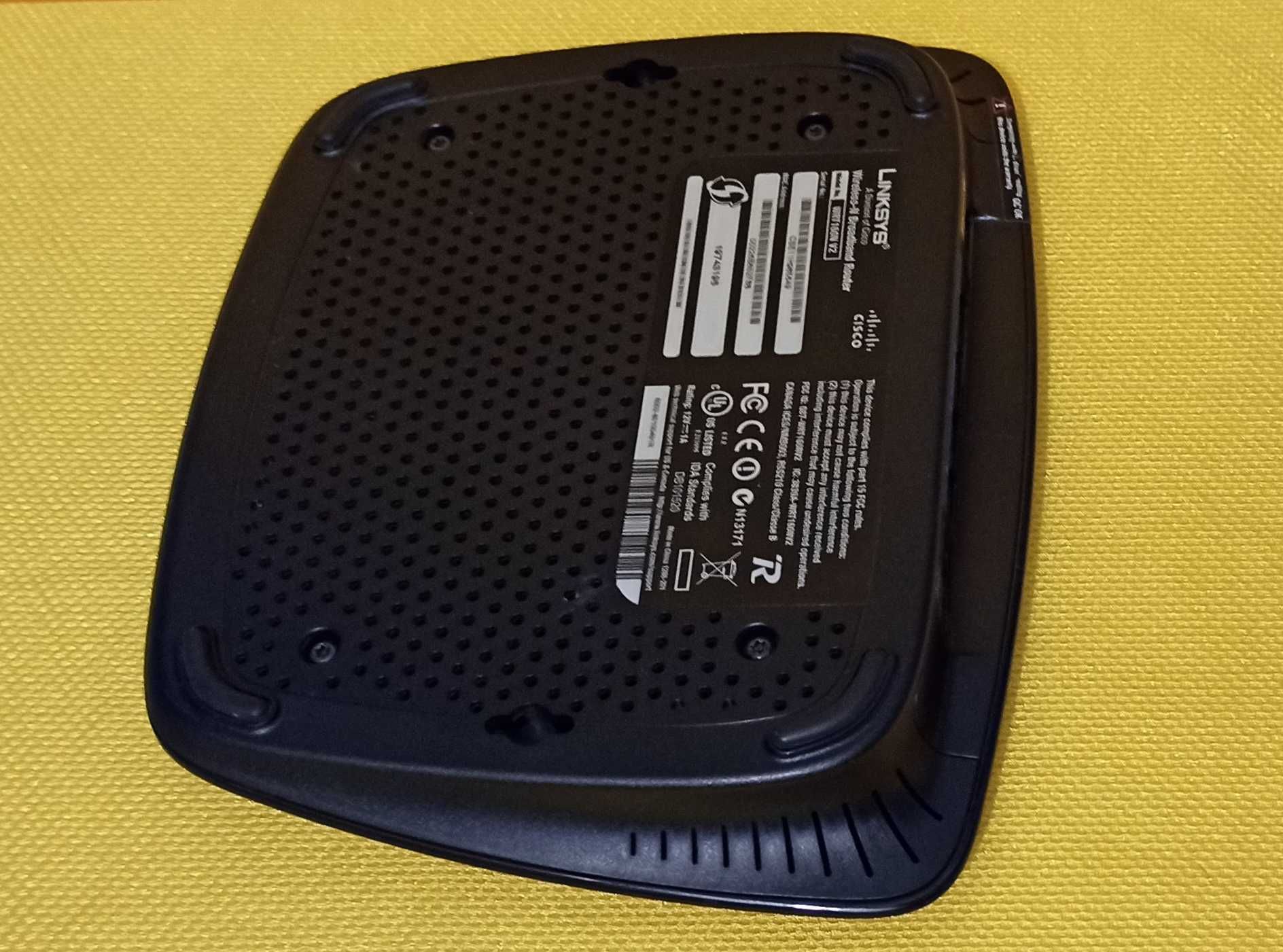 Wi-Fi роутер Linksys WRT160N v2