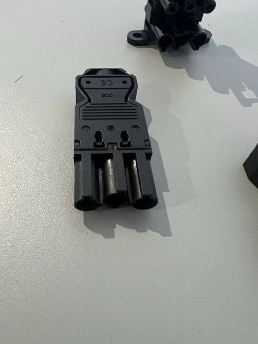 Fichas Eletricas GTS 18 e Adaptadores Diversos