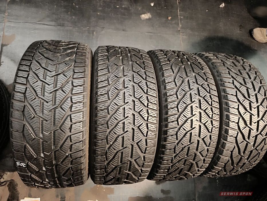 ŚLĄSK 4 X ZIMA 235/40R18 95V KORMORAN SNOW KOMPLET