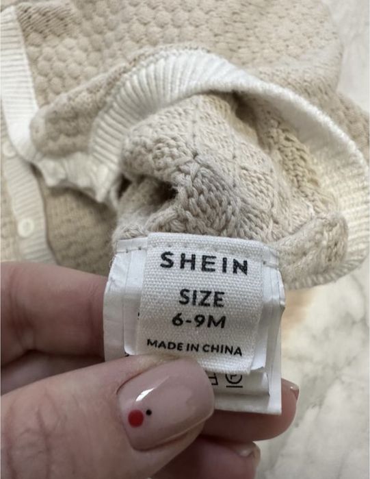 Костюм комплект на девочку вязаный боди и кардиган на пуговицах shein