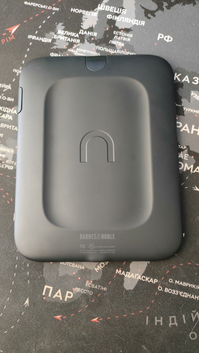 Електронна книжка Barnes&Nooble Nook Simple Touch BNRV300