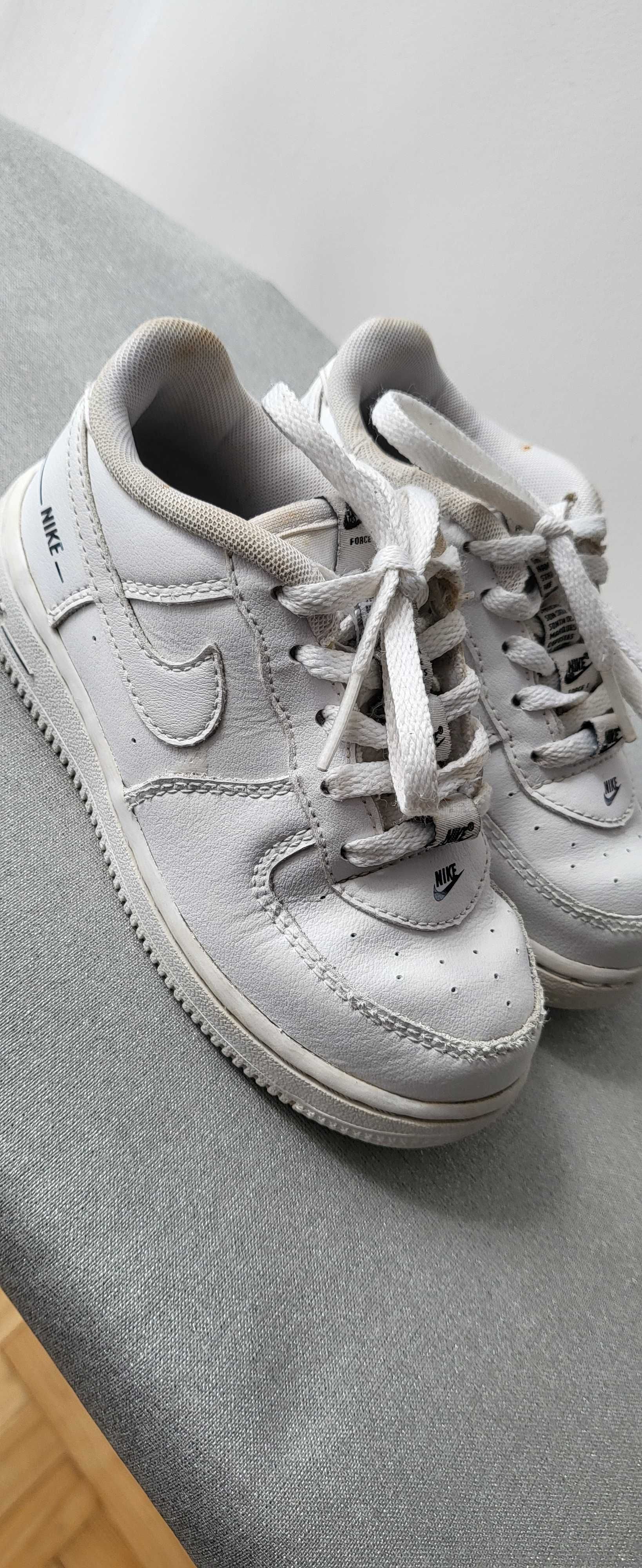 Buty Nike Air Force rozmiar 26