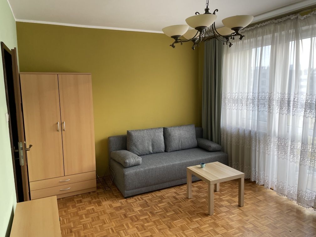 Ładny, umeblowany 1-2-os. pokój 16m2 (balkon i TV) - Mokotów (Stegny)