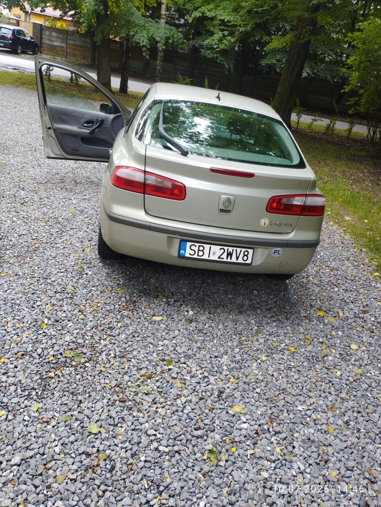 Renault Laguna II 2.0 140KM 2001 r.