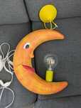 Żyrandol plus lampy dla dziecka na ścianę