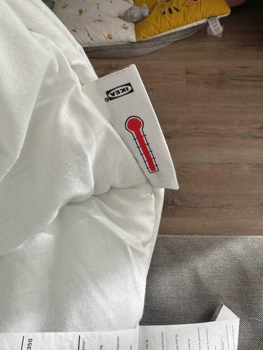Sofá-cama Ikea prático e confortável