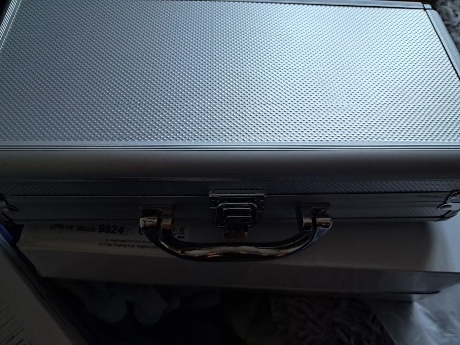 Miernik powietrza Temtop