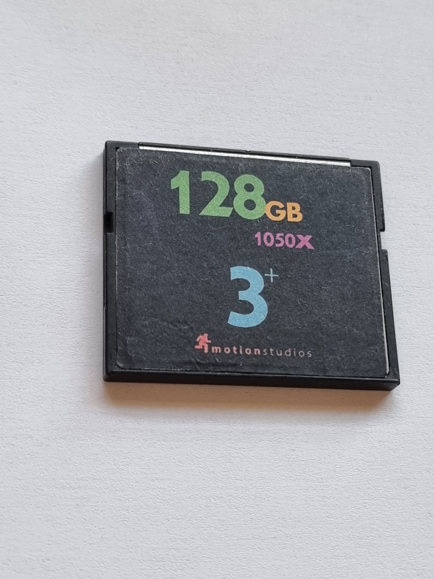 Cartão de memória 128Gb 1050x