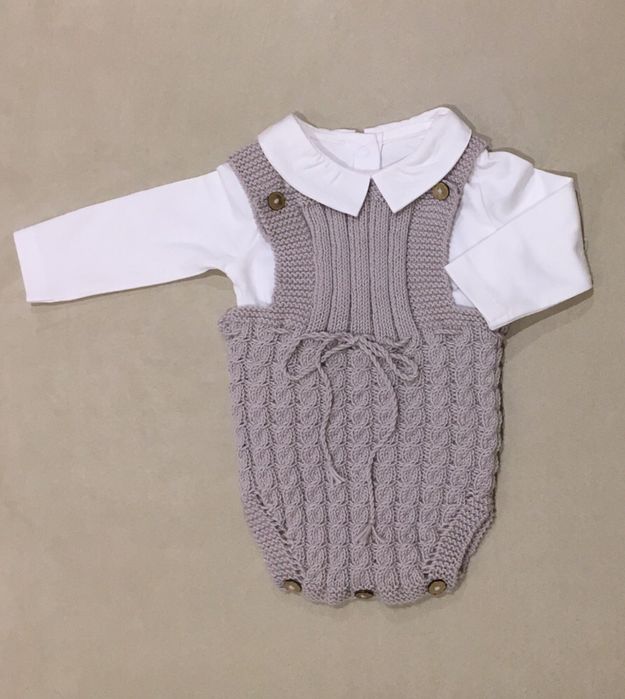 Fofos novos, feitos a mão em tricot.