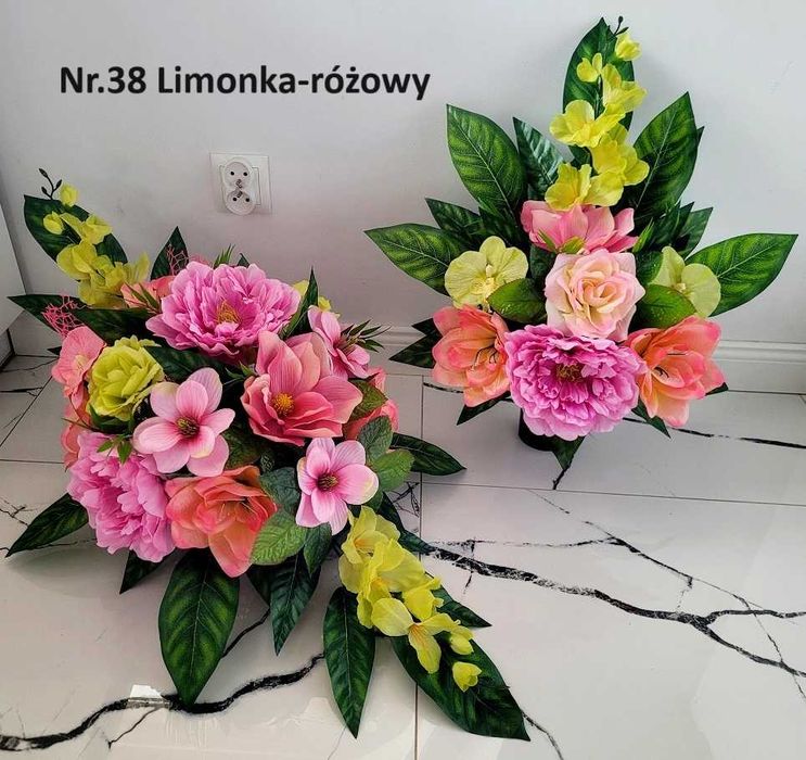 Stroik na grób Cmentarz Kompozycja kwiatowa Wiązanka bukiet kwiaty