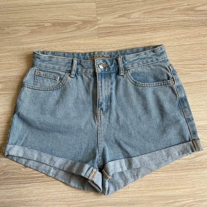 Джинсові шорти розмір 42-44