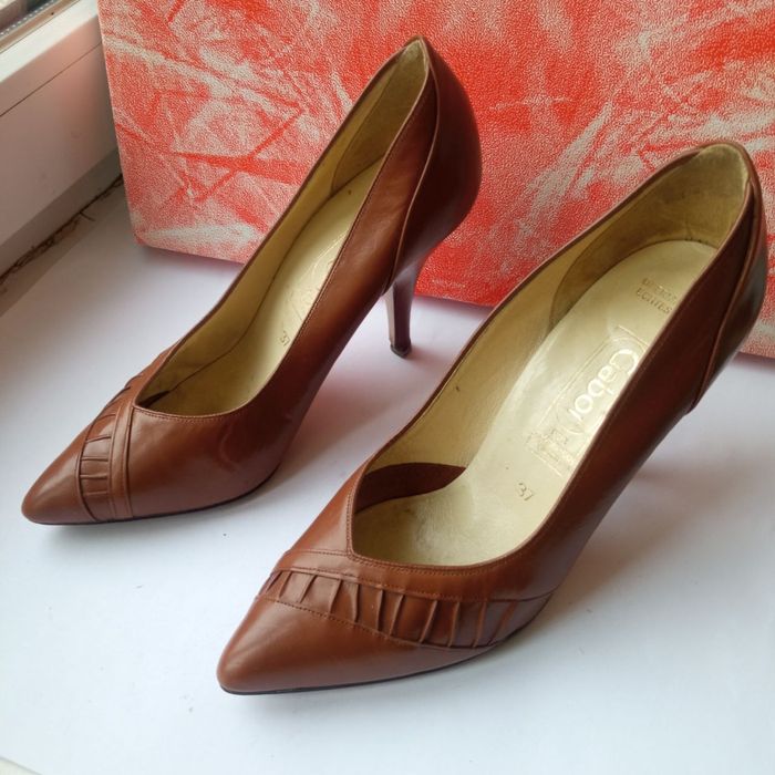 Продам жіночі туфлі