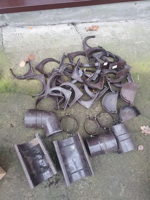 Uchwyty do rynny to co na zdjęciach