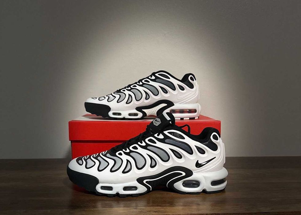 Nike Air Max Plus Drift "White/Silver/Black "