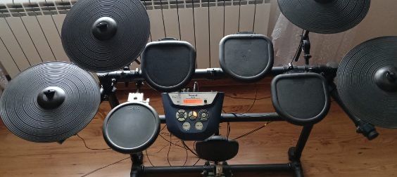 Sprzedam Perkusje z modułem Roland TD6