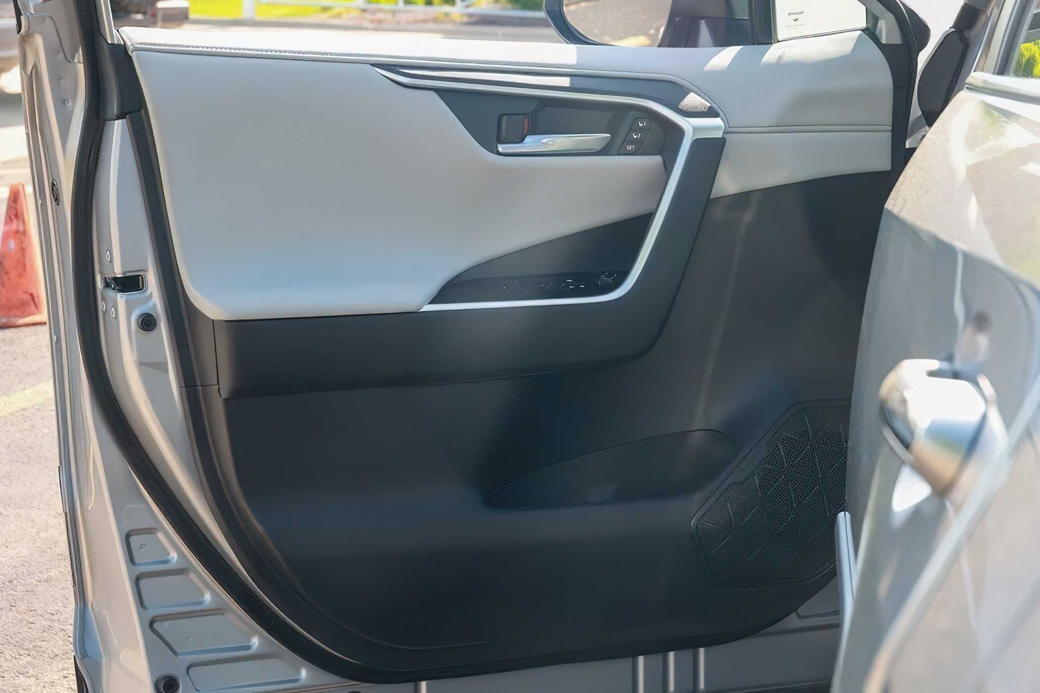 Toyota RAV4 Hybrid Limited 2020