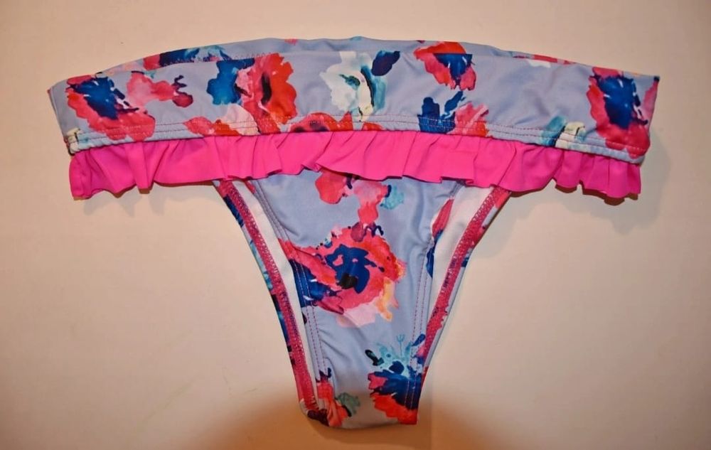 Bikini Folhos Brasileiro Novo