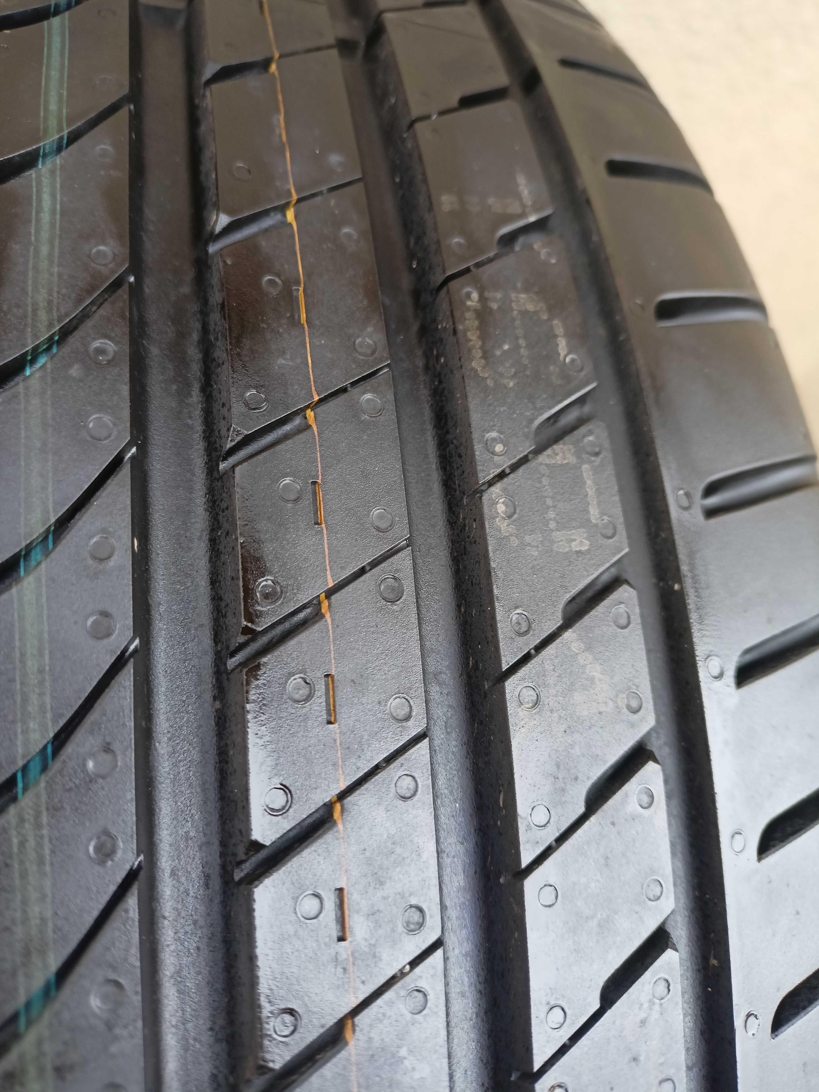 63# Opony 'DEMO'' NOWE Letnie Nexen 205/60R16