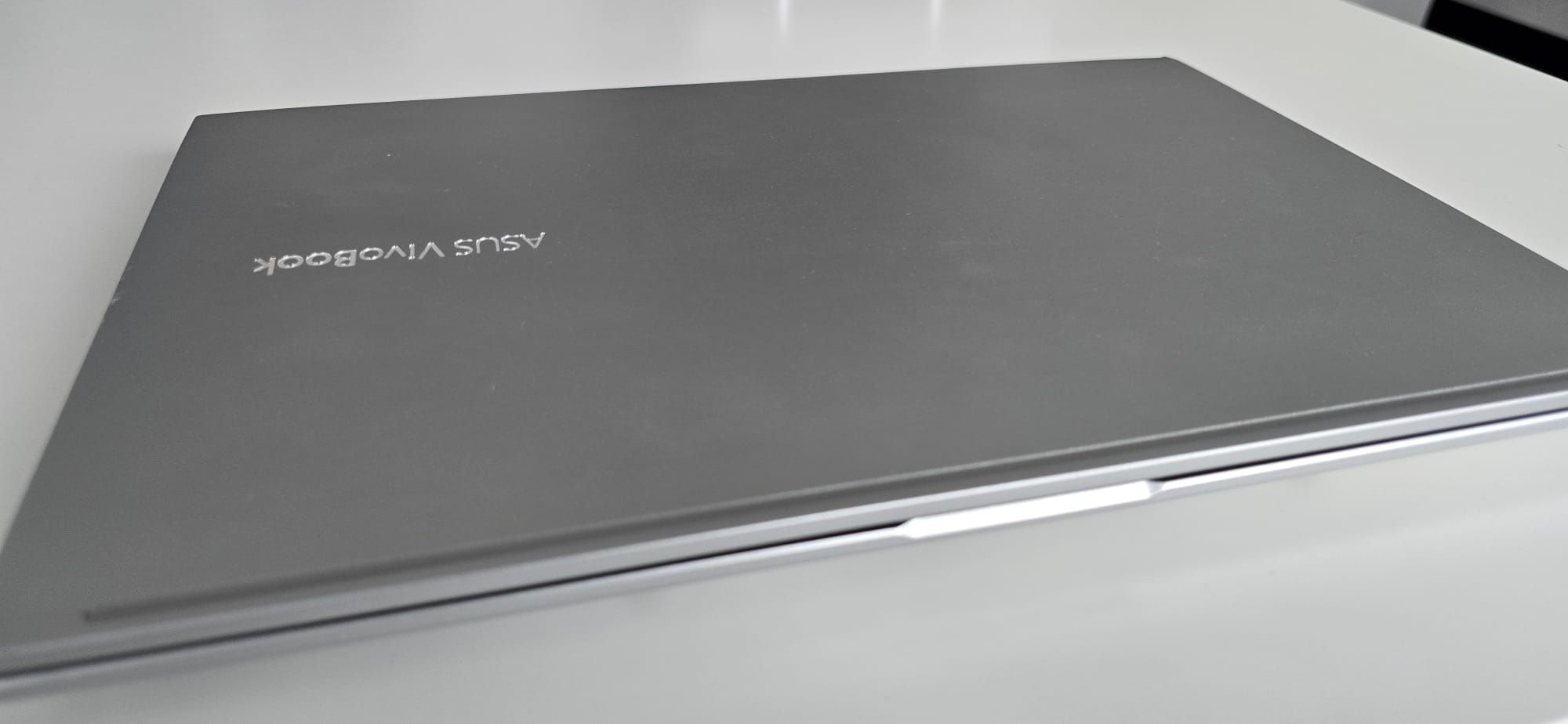 Laptop Asus k 413e