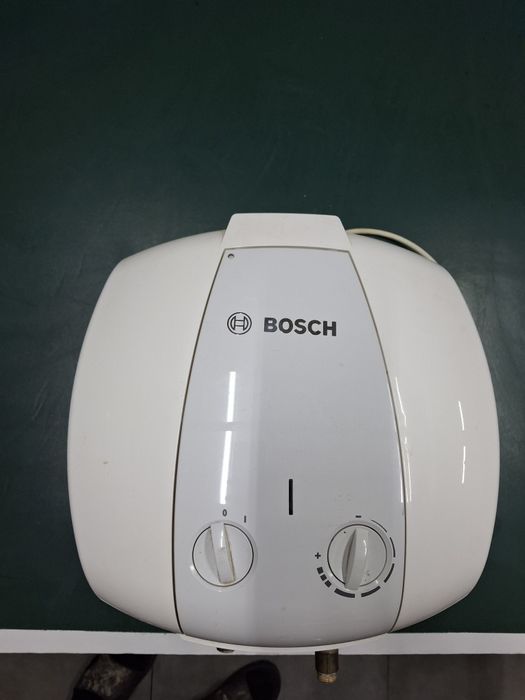 Piecyk eletryczny firmy Bosh
