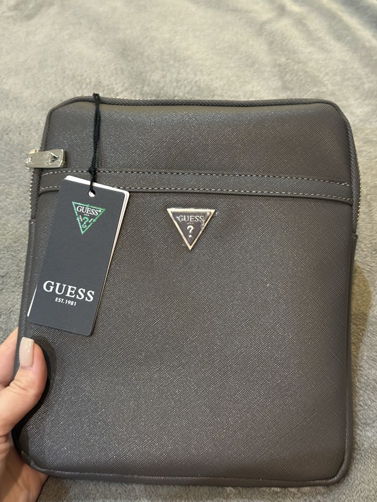 Сумка чоловіча GUESS
