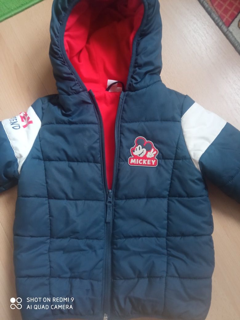 Kurtka chłopięca Mickey z kapturem ocieplana bardzo dobry stan