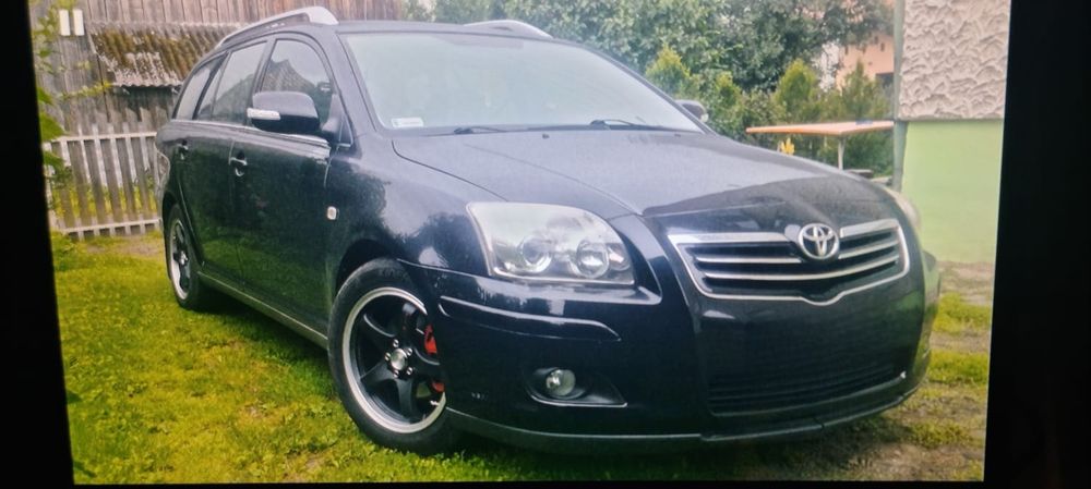 Toyota avensis 1,8 benzyna