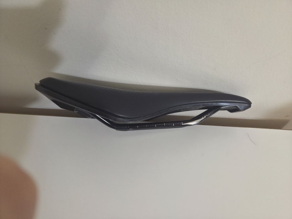 Siodełko Giant Fleet SL