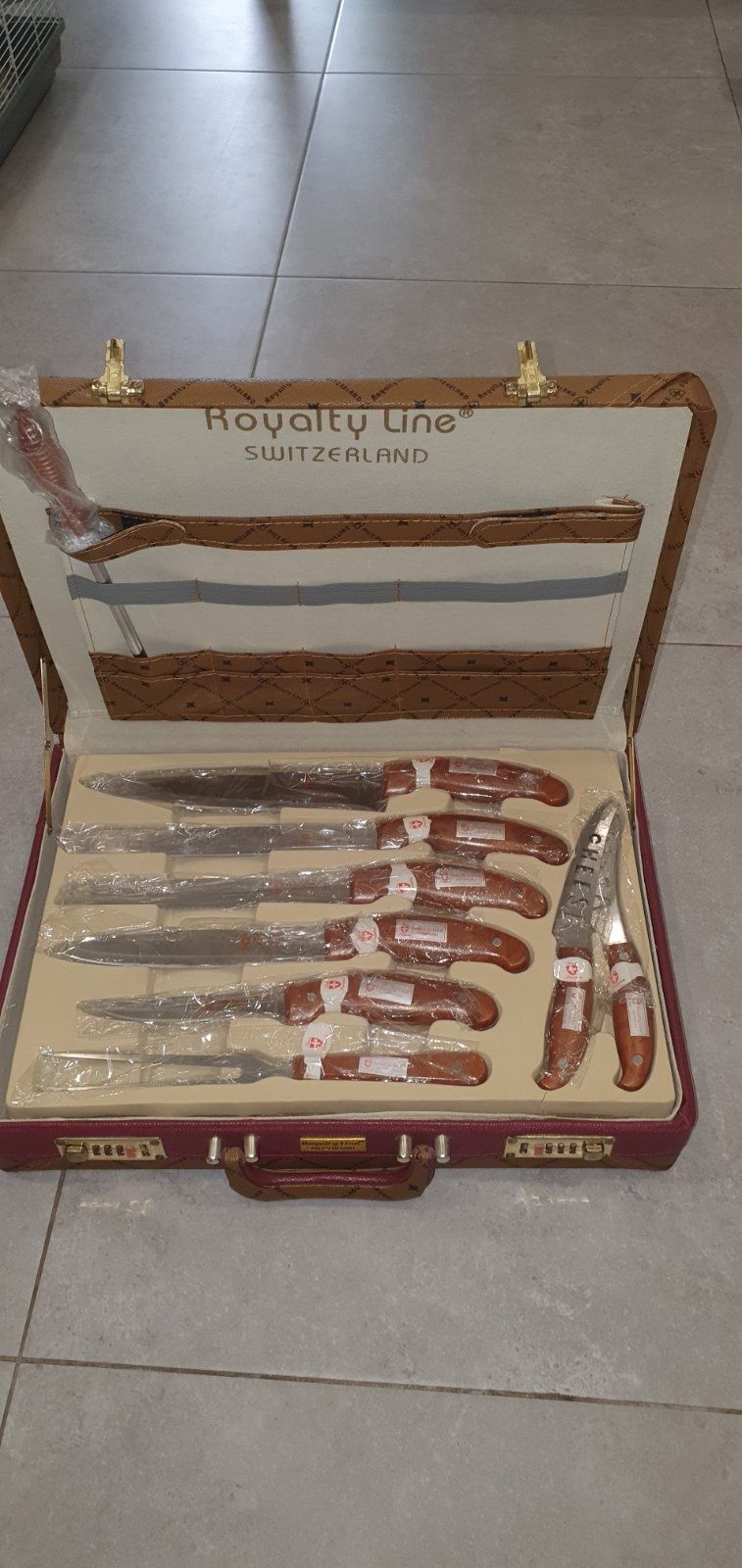 Набір ножів та вилок для барбекю Royalty Line Switzerland