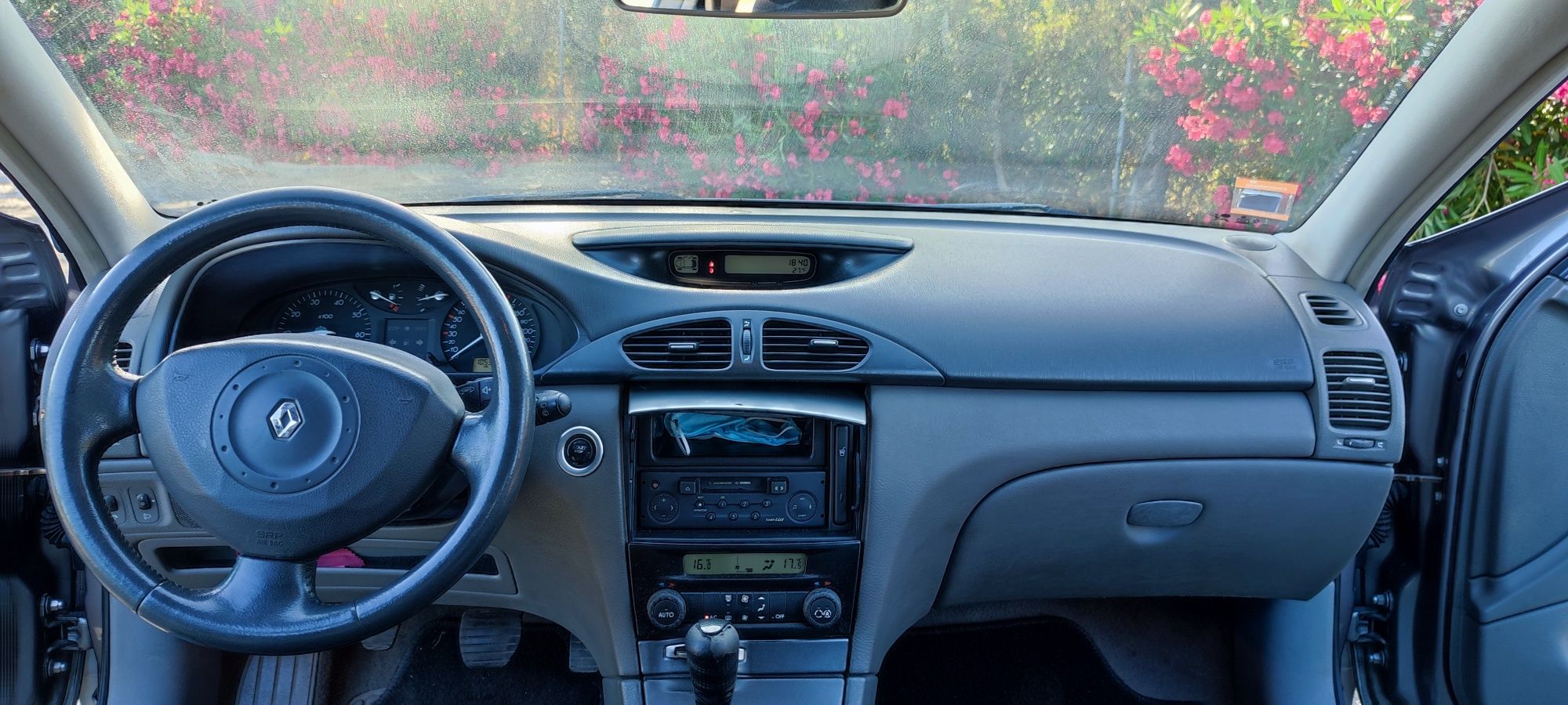 Renault Laguna 1.6 Expression 16v Como novo