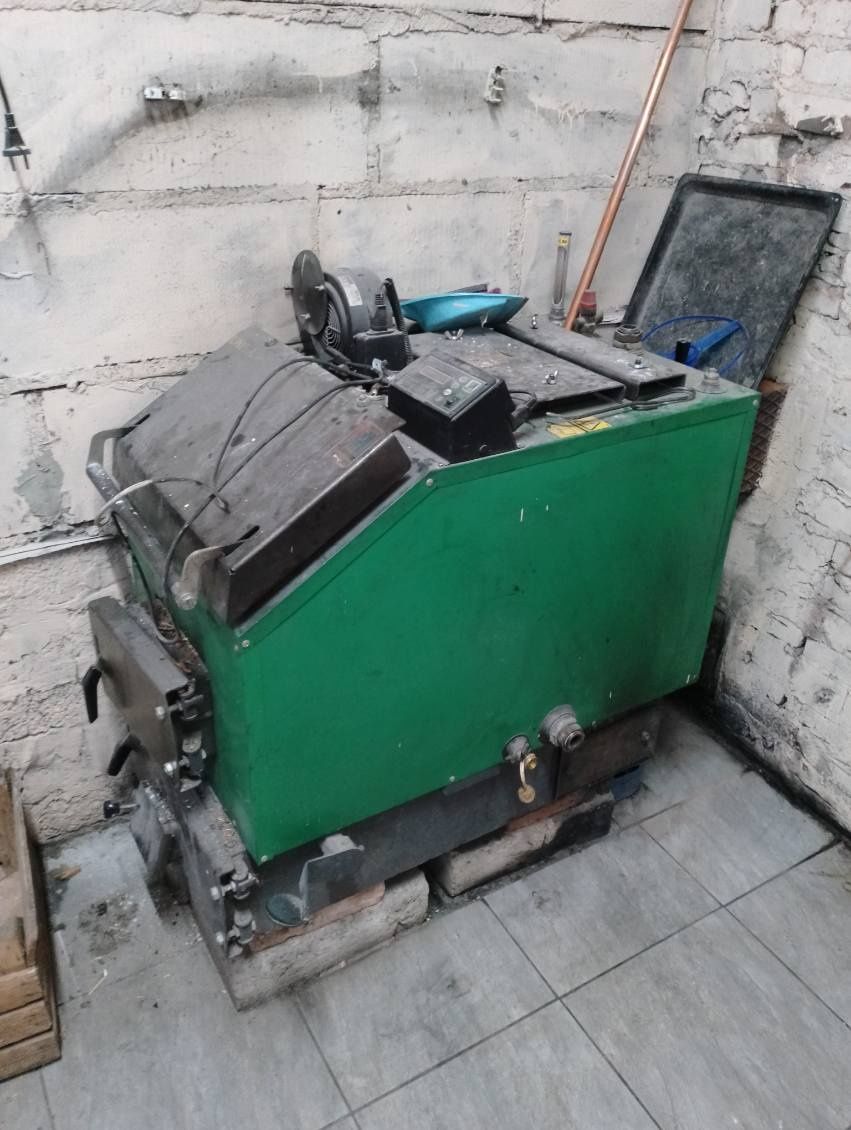 Bojler z wężownicą 300 l, części C.O.