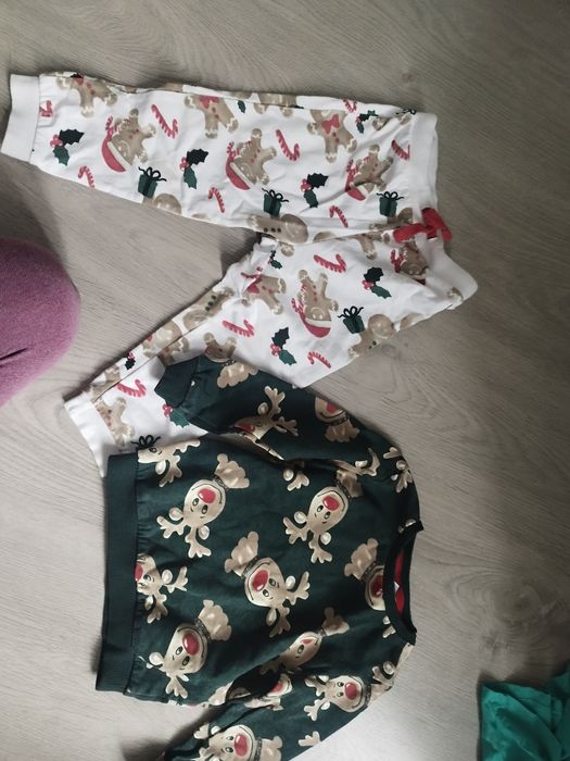 Świateczny zestaw spodnie i bluza 92 dla chłopca