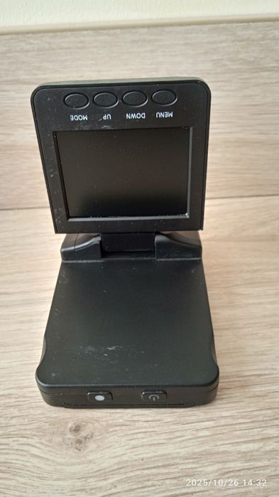 Продам автомобильный регистратор Gazer S514