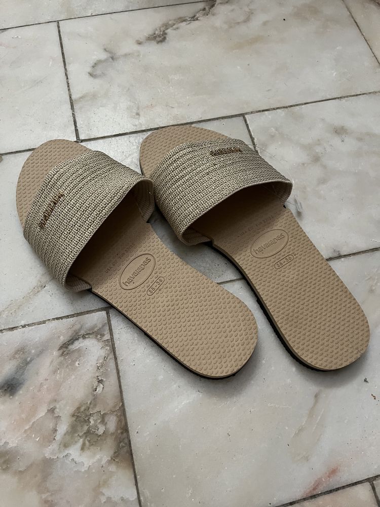 Vendo havaianas NOVAS