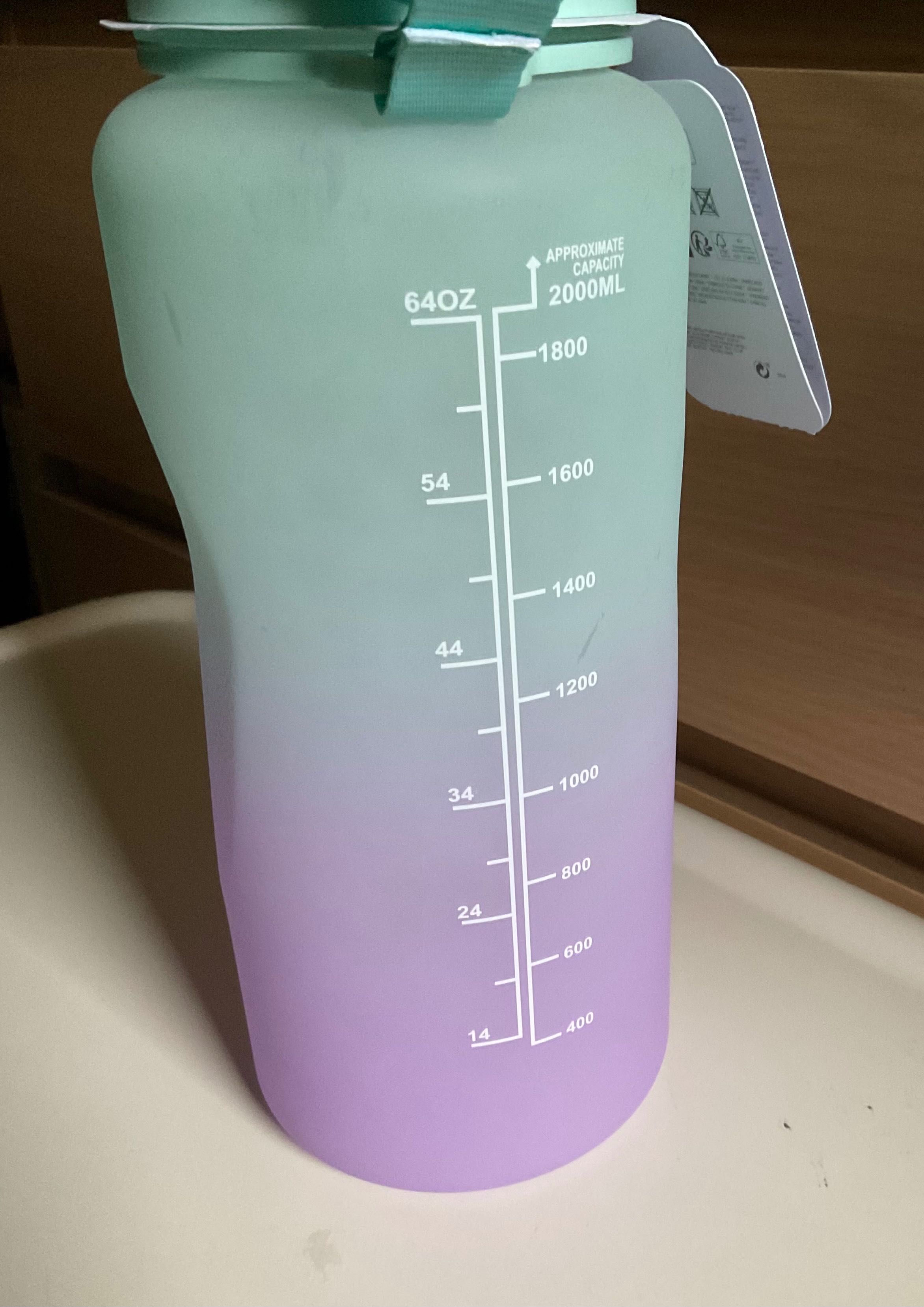 Primark Motywacyjna Butelka ze słomką na wodę  2,3 l