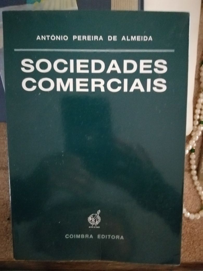 Sociedades Comerciais  Antonio P. Almeida