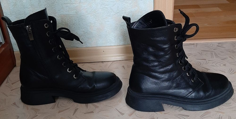 Кожані зимові жіночі чоботи