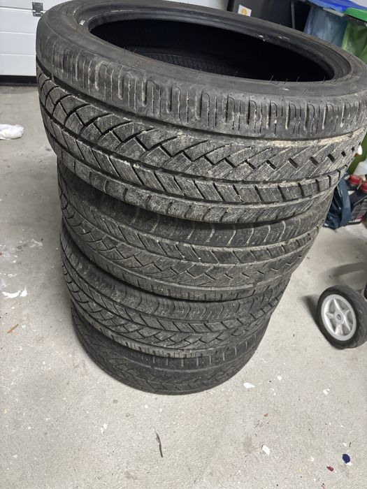 Opony całoroczne 205/45 r17 rok produkcji 2022