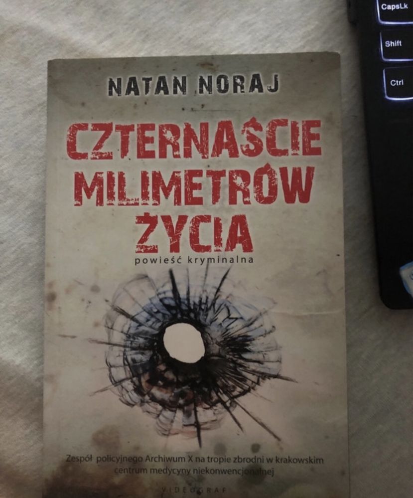 książka Czternaście Milimetrów Życia Natan Noraj