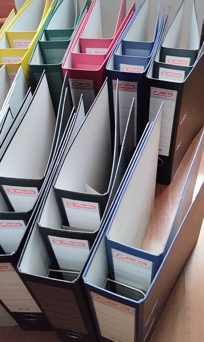 Segregatorybiurowe A4 z okuciem Herlitz