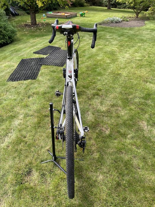 Cube Cross Race rozmiar 56
