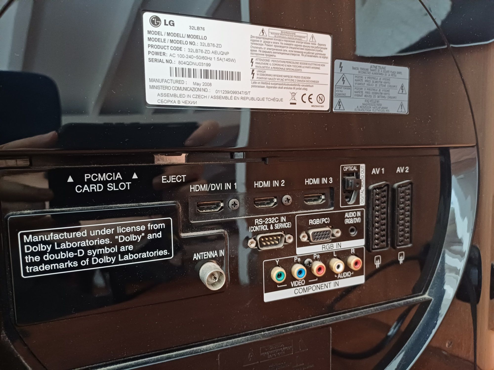 Televisão LG 32 polegadas a funcionar