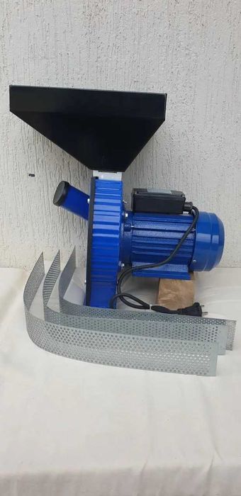Кормоизмельчитель ЭЛИКОР-1 исполнение 3,ПОЛТАВА 2,5 кВт. Электромотор.