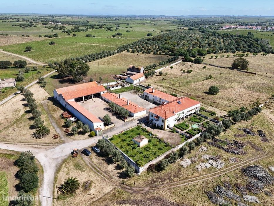 Herdades para venda em Reguengos de Monsaraz